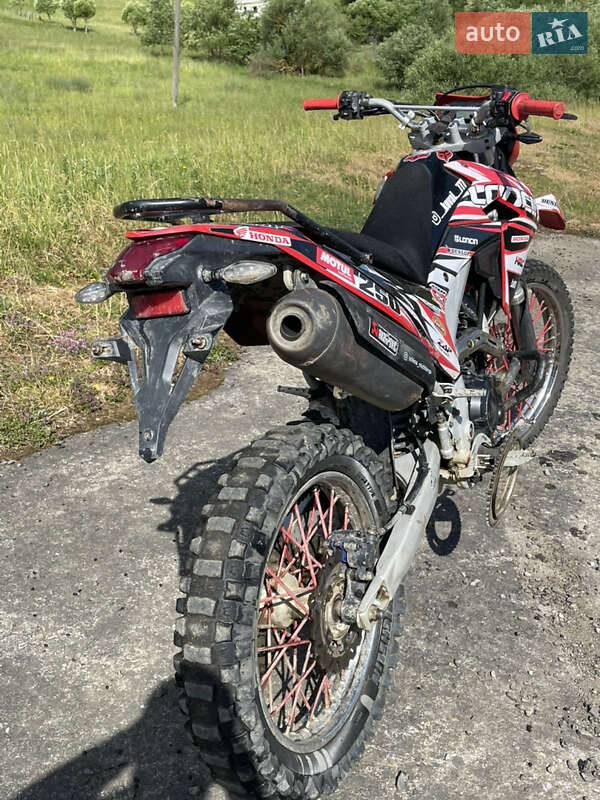 Мотоцикл Спорт-туризм Loncin LX 250GY-3 2016 в Ужгороде