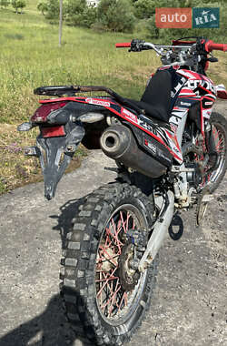 Мотоцикл Спорт-туризм Loncin LX 250GY-3 2016 в 