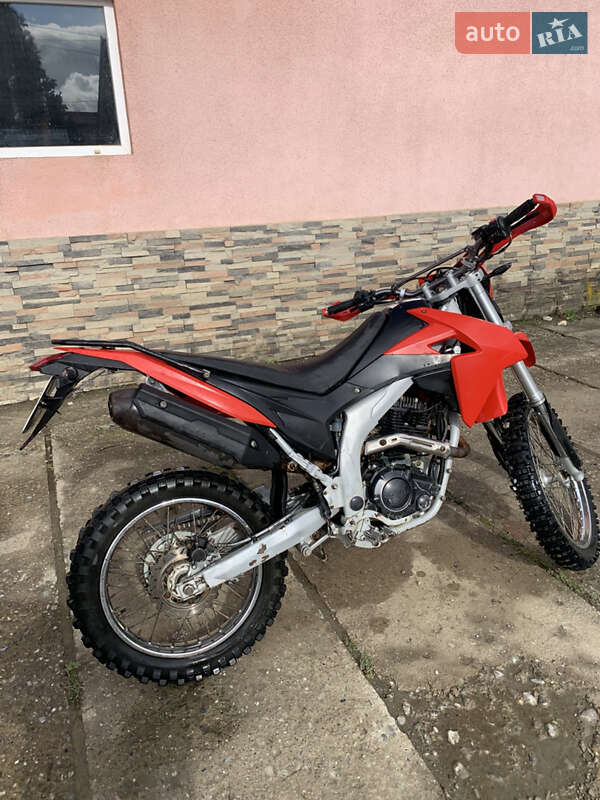 Мотоцикл Кросс Loncin LX 250GY-3 2018 в Рахове фото 2 Мотоцикл Кросс Loncin LX 250GY-3 2018 в Рахове