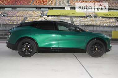 Внедорожник / Кроссовер Lotus Eletre 2023 в 