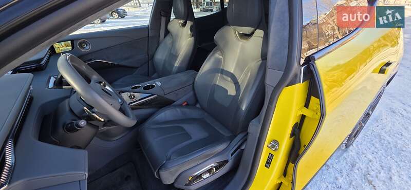 Позашляховик / Кросовер Lotus Eletre 2024 в Тернополі