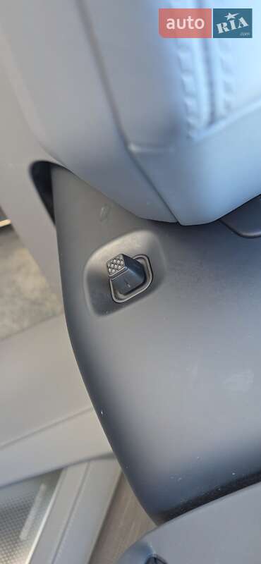 Позашляховик / Кросовер Lotus Eletre 2024 в Тернополі