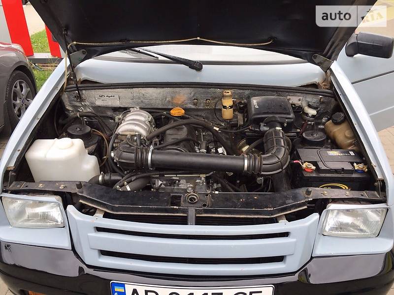 Внедорожник / Кроссовер ЛуАЗ 1301 2004 в Виннице фото 13 Внедорожник / Кроссовер ЛуАЗ 1301 2004 в Виннице