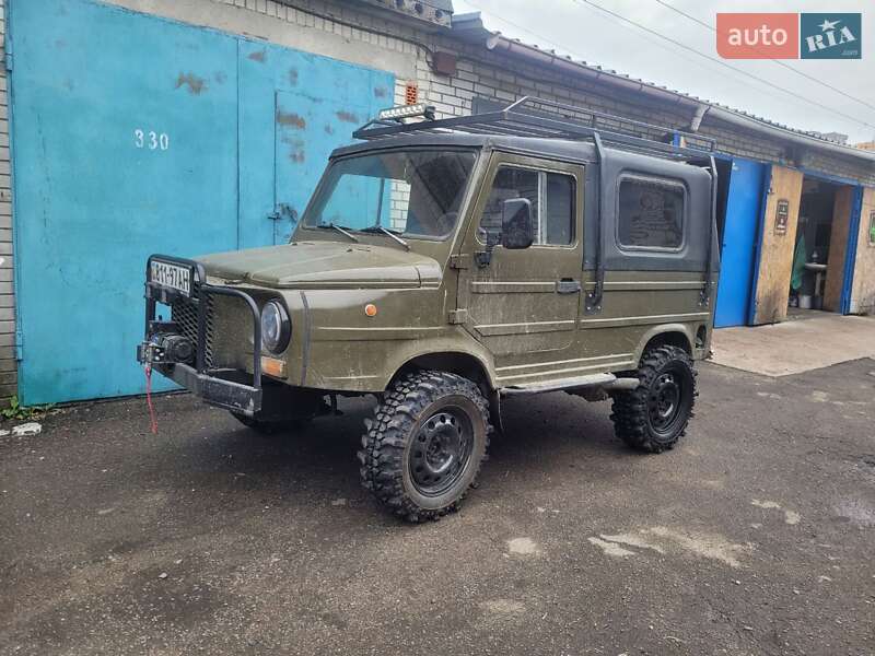 Внедорожник / Кроссовер ЛуАЗ 969 Волинь 1986 в 