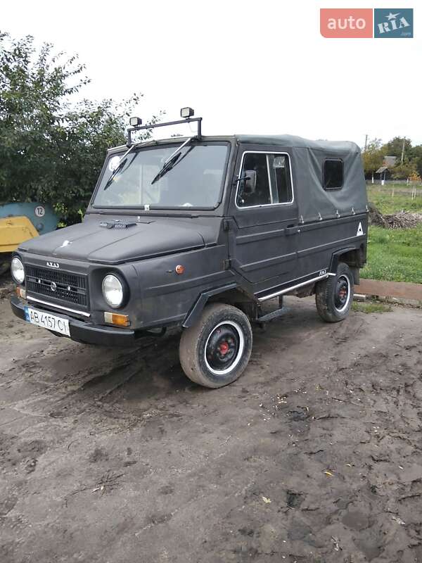 Внедорожник / Кроссовер ЛуАЗ 969 Волинь 1990 в 