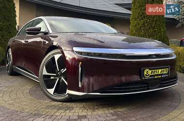 Седан Lucid Air 2023 в Львове