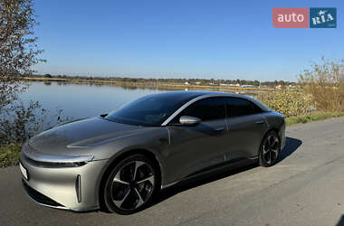Седан Lucid Air 2022 в 