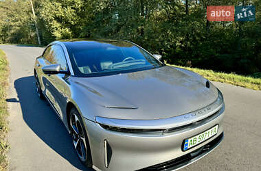 Седан Lucid Air 2022 в 