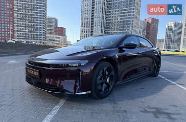 Седан Lucid Air 2024 в 