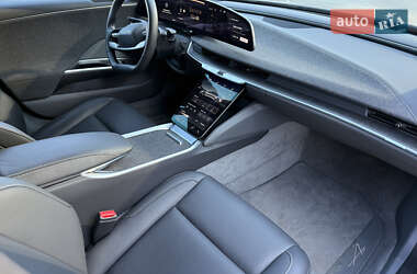 Седан Lucid Air 2024 в 