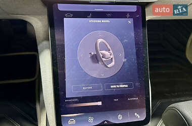 Седан Lucid Air 2022 в 