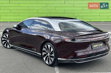 Седан Lucid Air 2022 в 