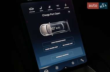 Седан Lucid Air 2022 в 