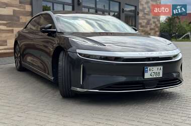 Седан Lucid Air 2023 в 