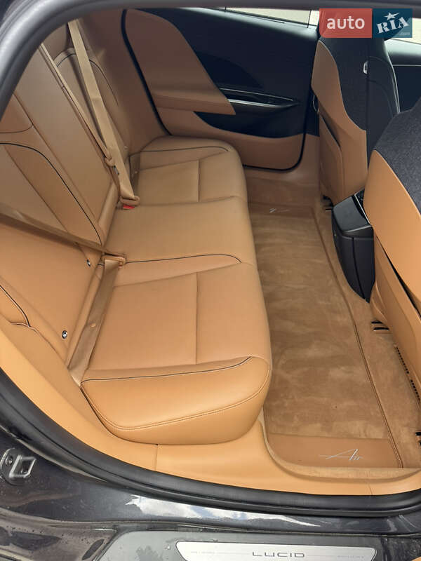 Седан Lucid Air 2023 в Житомире
