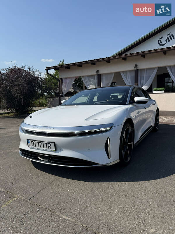 Седан Lucid Air 2023 в Киеве