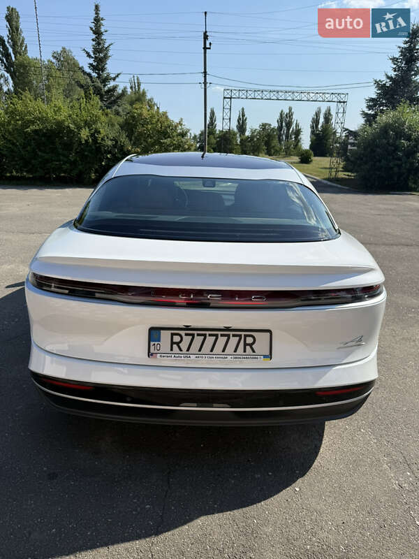 Седан Lucid Air 2023 в Киеве