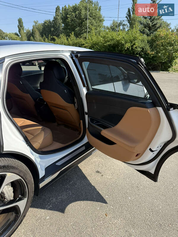 Седан Lucid Air 2023 в Киеве