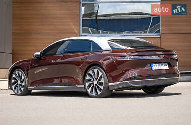 Седан Lucid Air 2022 в 