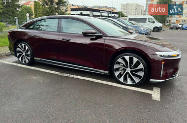 Седан Lucid Air 2023 в 