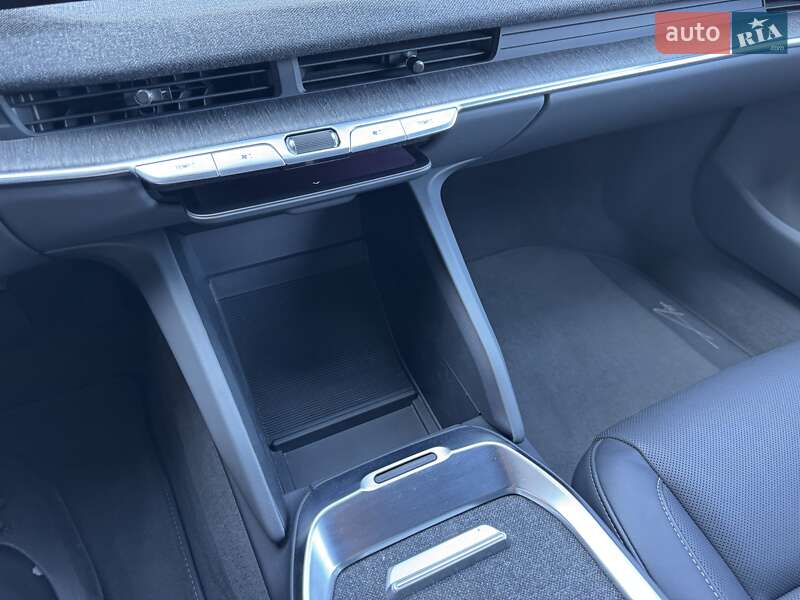 Седан Lucid Air 2023 в Луцке