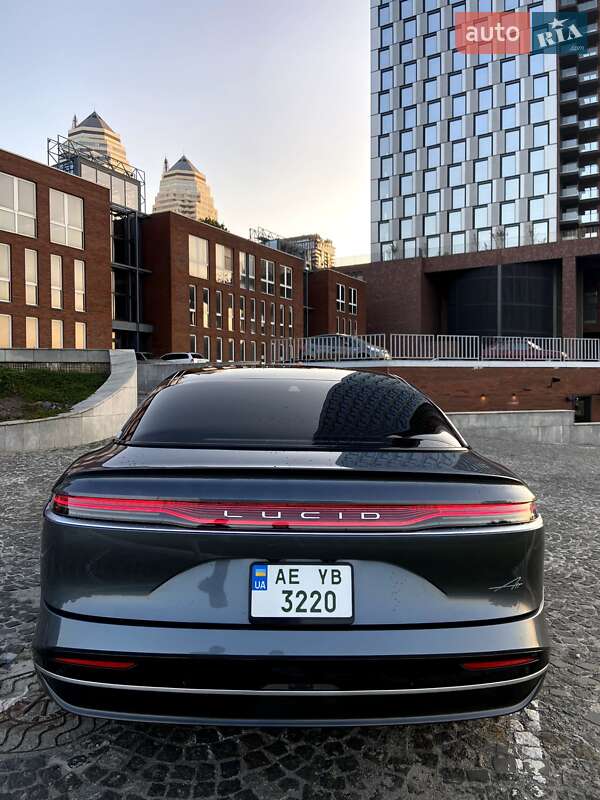 Седан Lucid Air 2023 в Днепре
