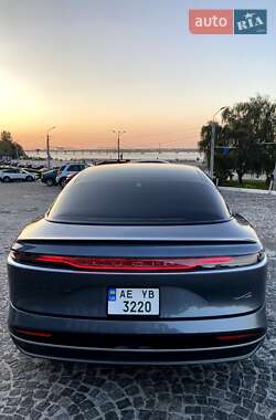 Седан Lucid Air 2023 в 