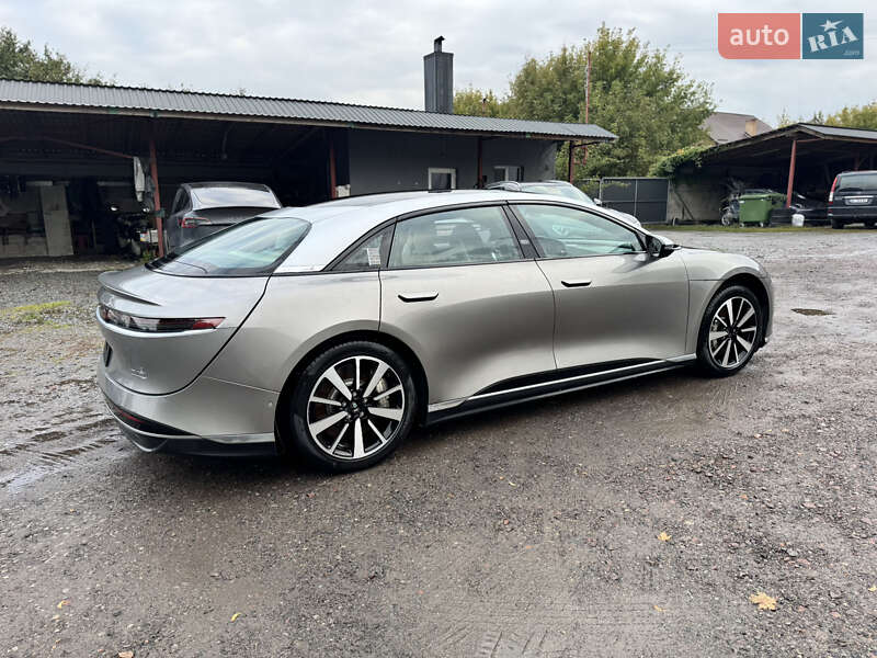 Седан Lucid Air 2022 в Ровно