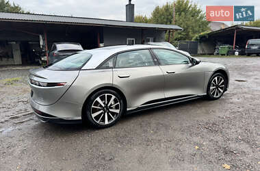 Седан Lucid Air 2022 в 