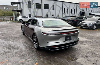 Седан Lucid Air 2022 в 