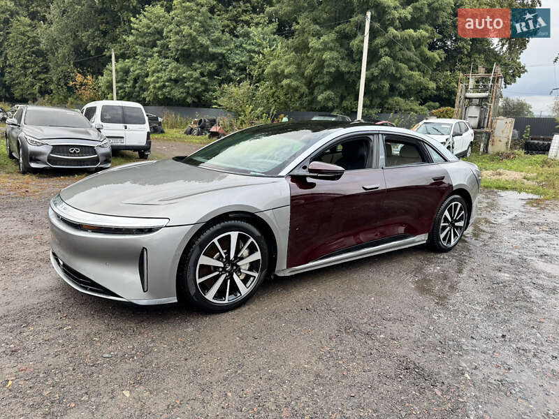 Седан Lucid Air 2022 в Ровно
