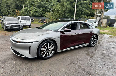 Седан Lucid Air 2022 в 