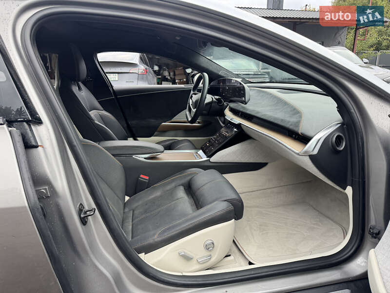 Седан Lucid Air 2022 в Ровно