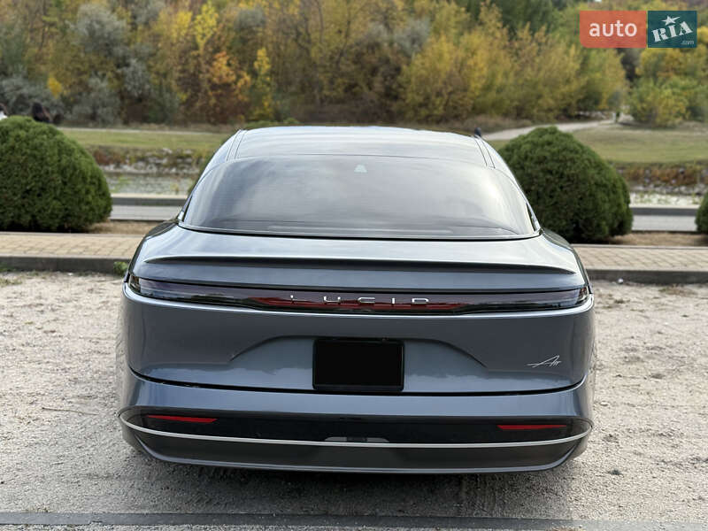 Седан Lucid Air 2023 в Днепре