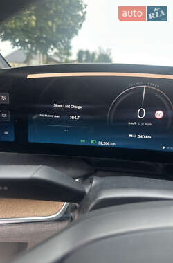 Седан Lucid Air 2023 в 