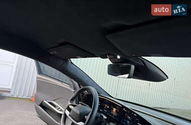 Седан Lucid Air 2023 в 