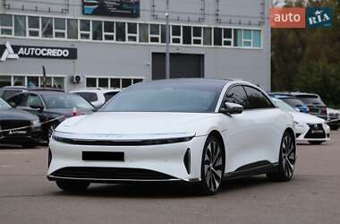 Седан Lucid Air 2022 в 
