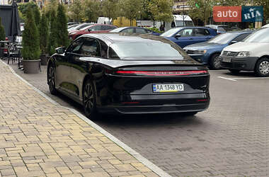 Седан Lucid Air 2024 в 