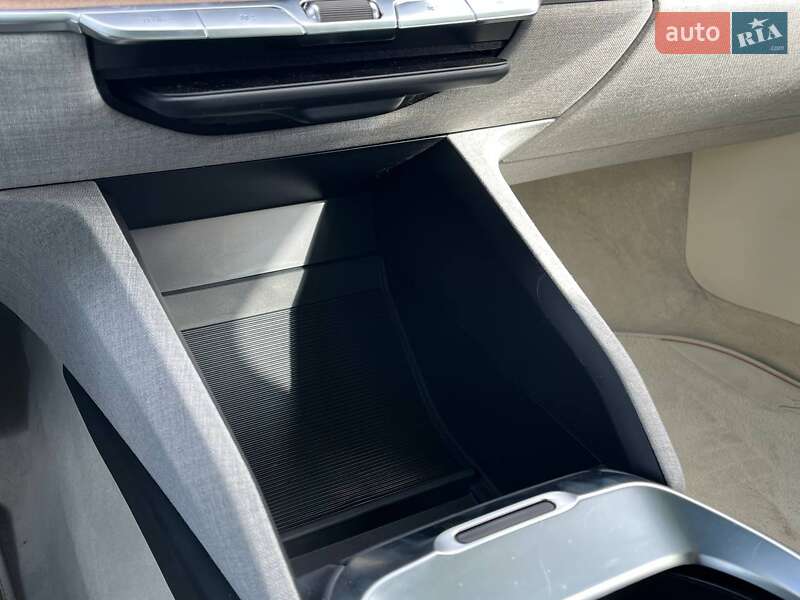 Седан Lucid Air 2022 в Києві