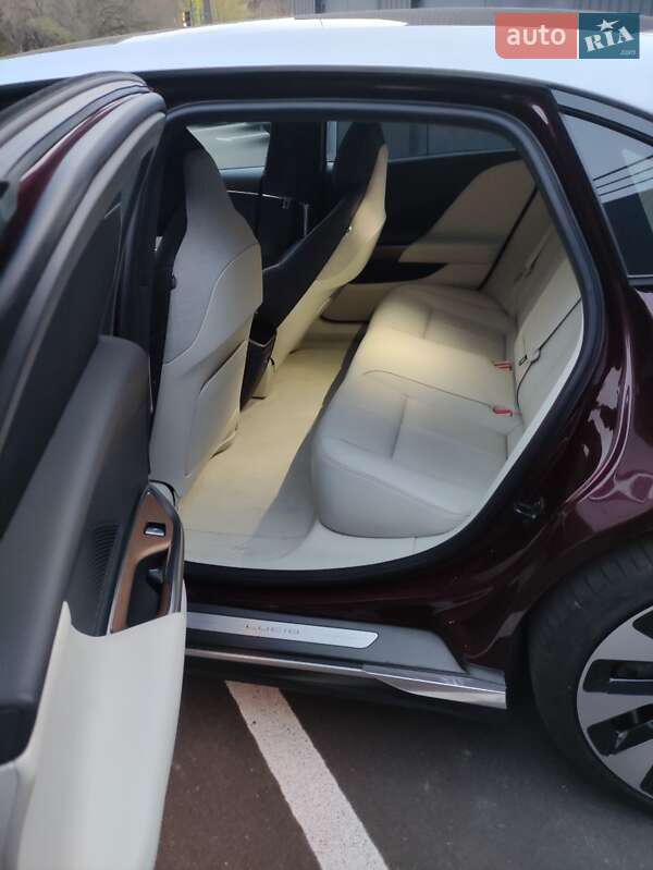 Седан Lucid Air 2022 в Киеве фото 35 Седан Lucid Air 2022 в Киеве