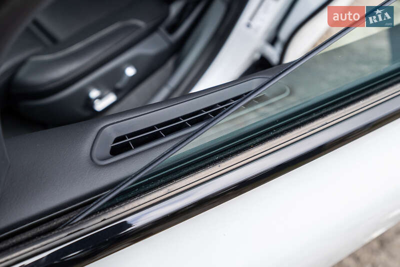 Седан Lucid Air 2023 в Києві