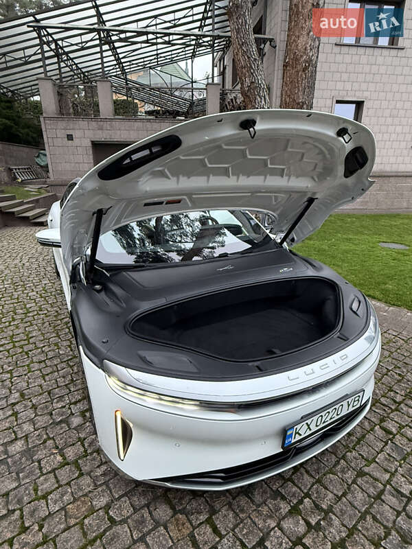 Седан Lucid Air 2023 в Киеве фото 15 Седан Lucid Air 2023 в Киеве