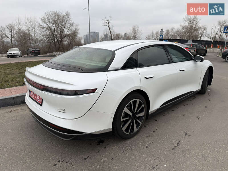 Седан Lucid Air 2023 в Киеве