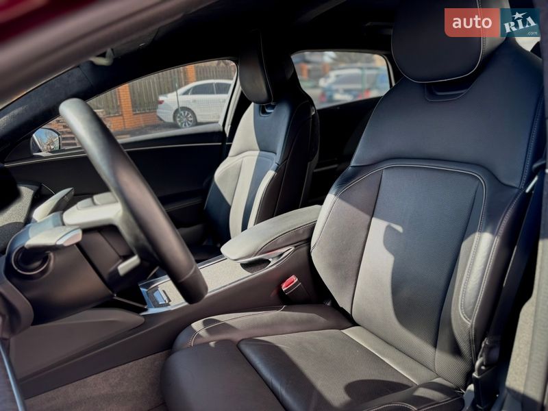 Седан Lucid Air 2024 в Киеве