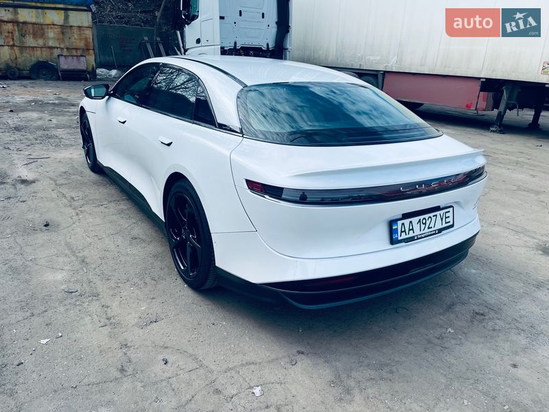 Седан Lucid Air 2024 в Киеве