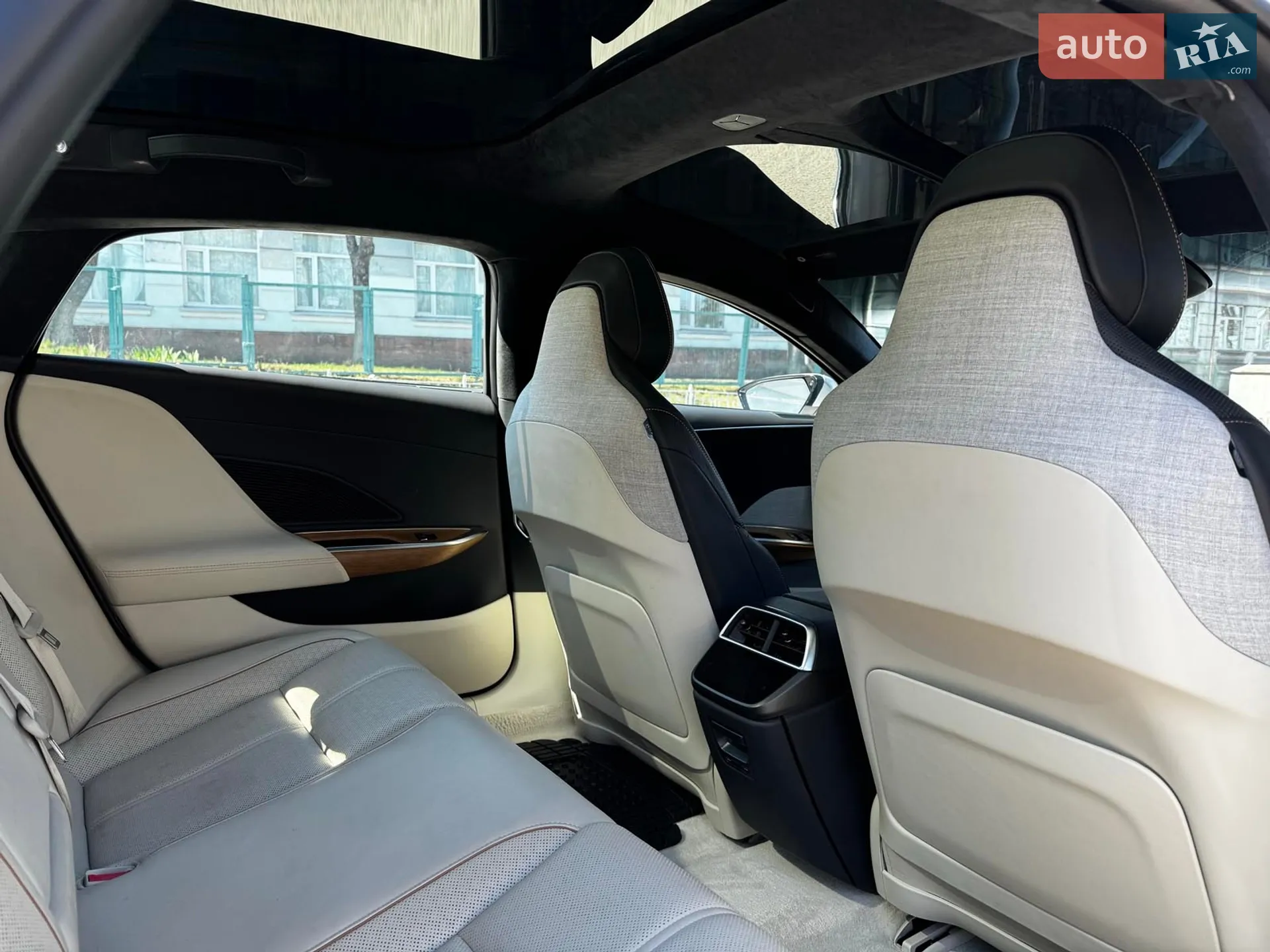 2022 Lucid Air Concept - мініатюра 44