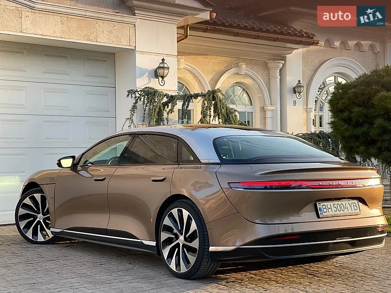 Lucid Air