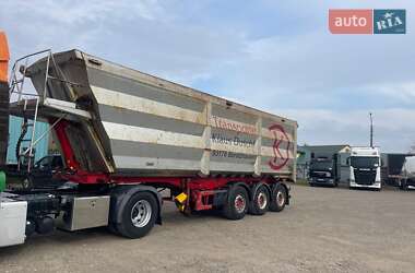 Самосвал полуприцеп Luck SKF 2014 в Черновцах