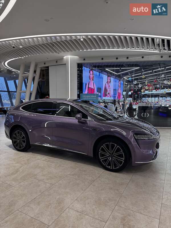 Внедорожник / Кроссовер Luxeed R7 2025 в Киеве