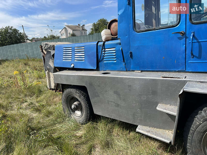 Вилочный погрузчик Львовский погрузчик 4075 1992 в Полтаве